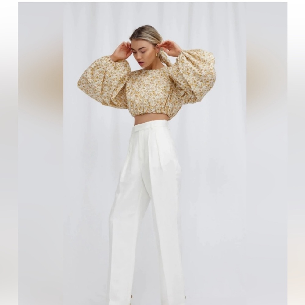 Significant Other Puff Sleeve Floral Crop Top US 8